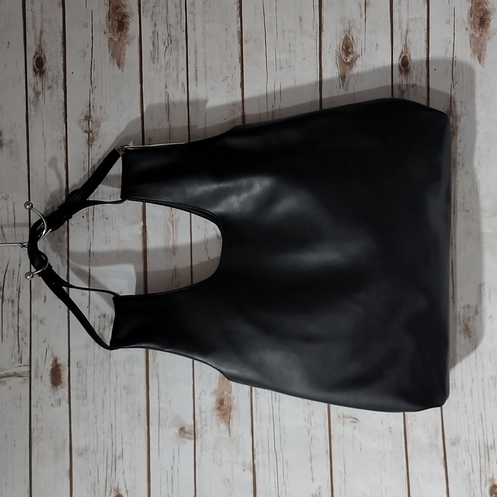 a new day - Shoulder Bag ⭐️NWT!⭐️